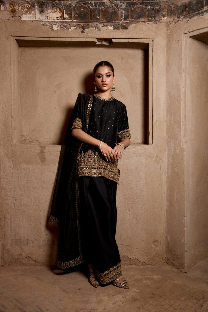 Design 09 - Black - Ranya Festive RTW '25