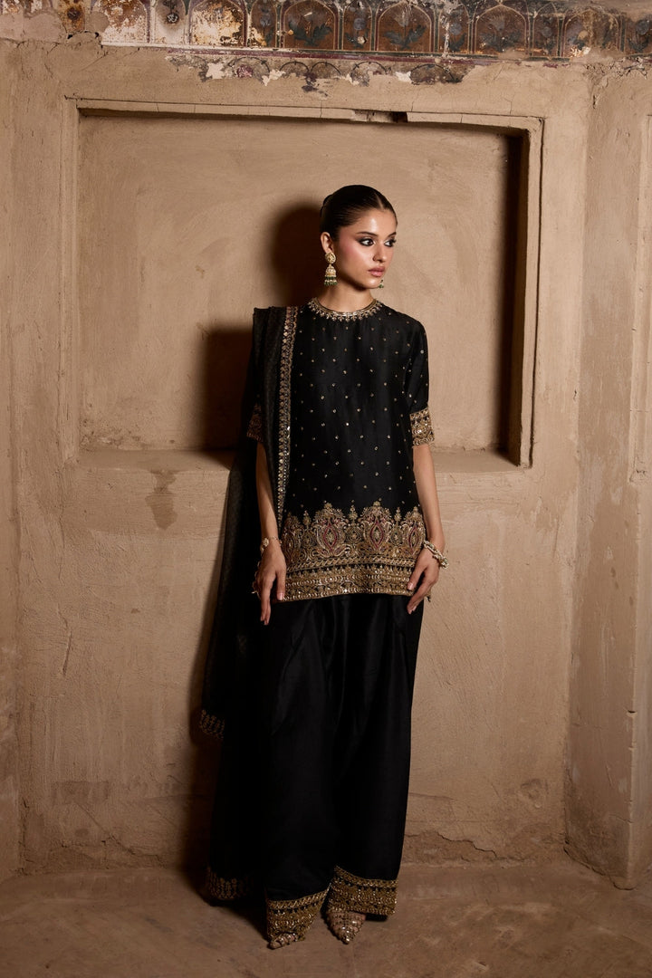 Design 09 - Black - Ranya Festive RTW '25