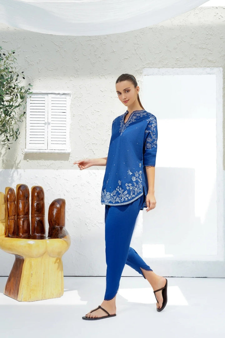 Design 12 - Winter Pret 25 Shirt & Trouser