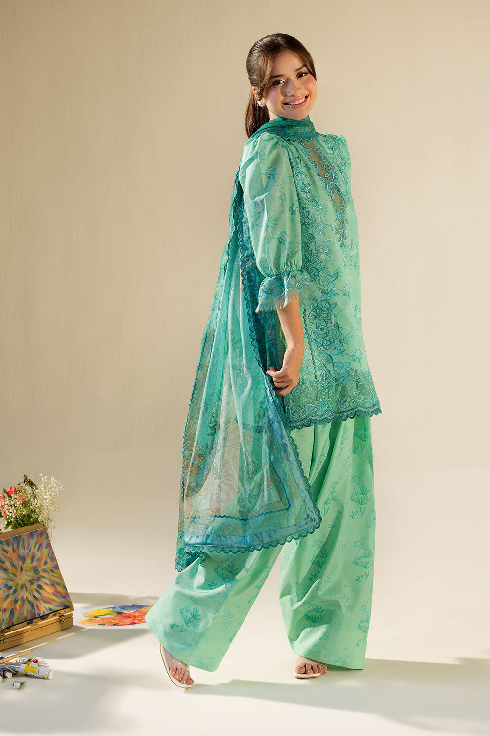 Design 4B Vital 2026 Unstitched