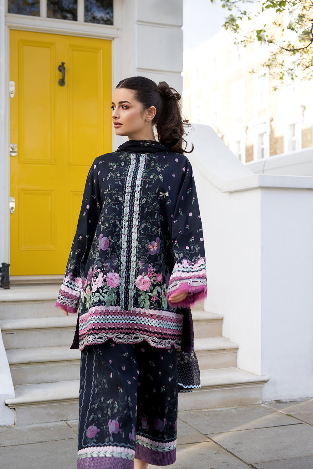 Design 4B SN Prints 2026 Unstitched