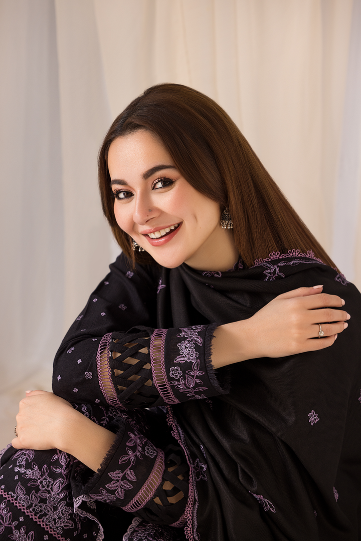 Design 6B Winter Shawl 2024 Unstitched