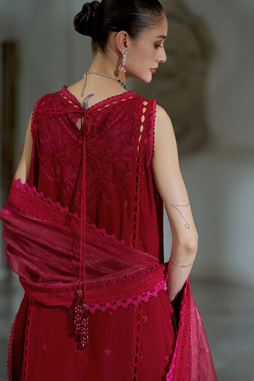 Design 9B Luxury Lawn Eid Edition 2026 Unstitched