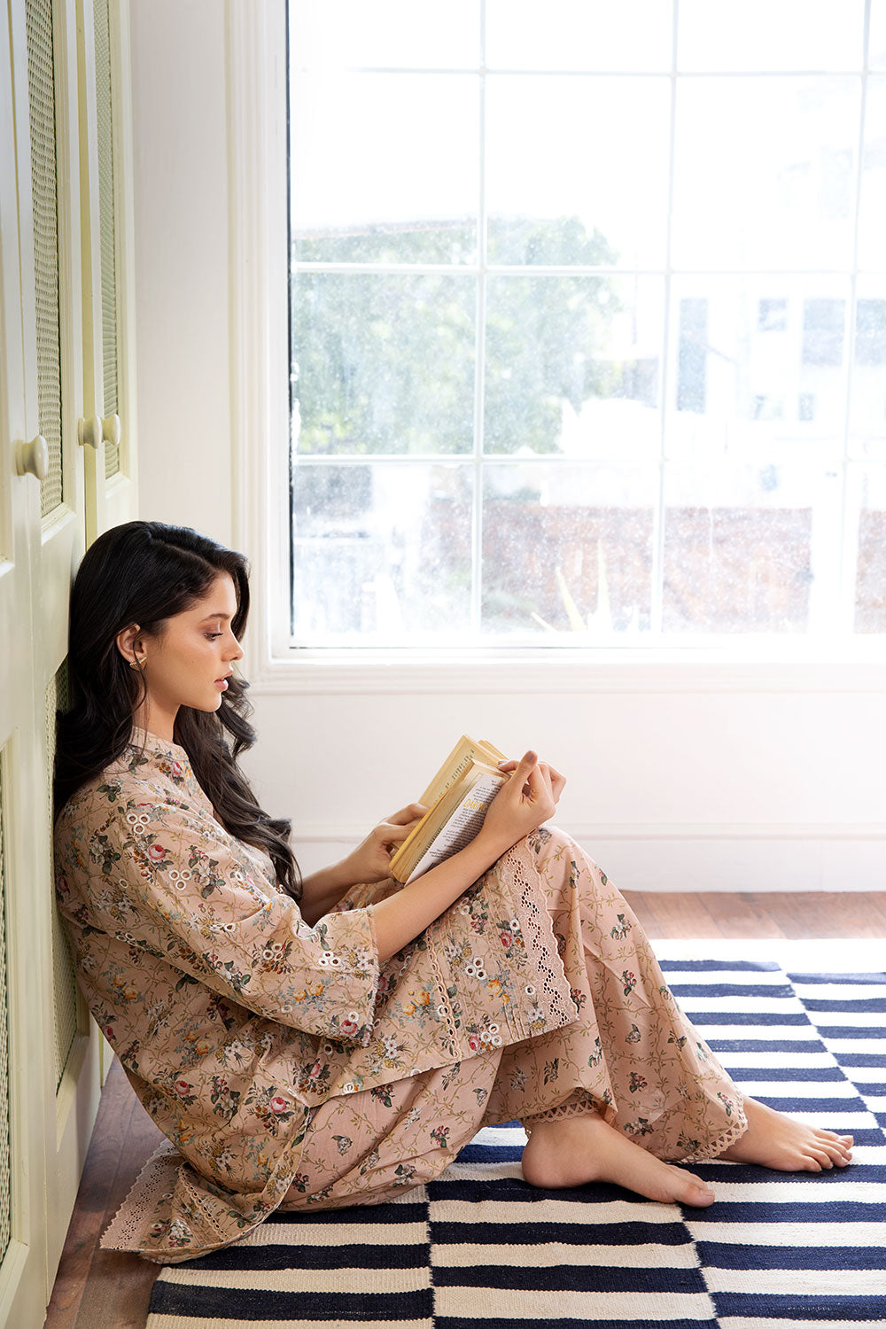 Design 1B SN Basics 2024 UNSTITCHED