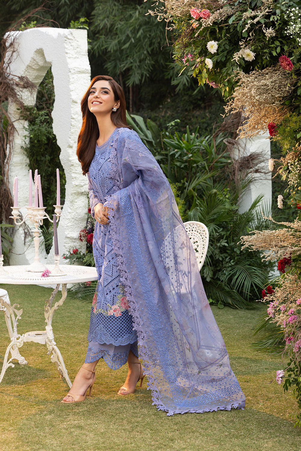 Design 10B Luxury Lawn 2025 Unstitched – Sobia Nazir
