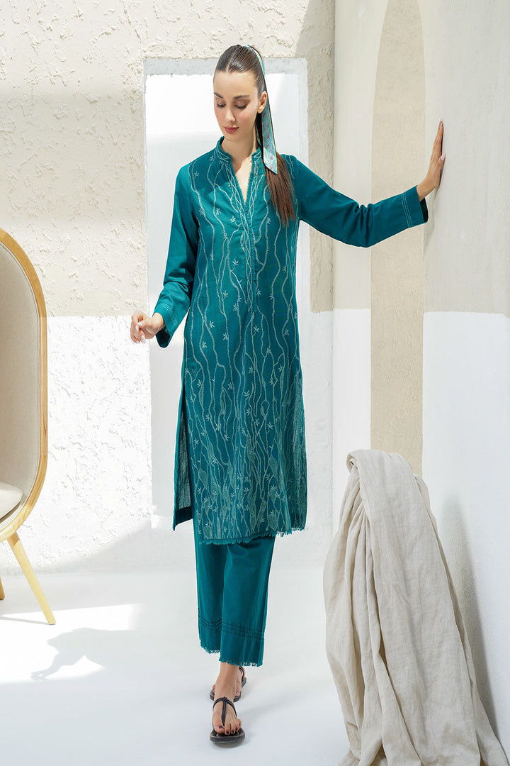 Design 3 - Winter Pret 25 Shirt & Trouser