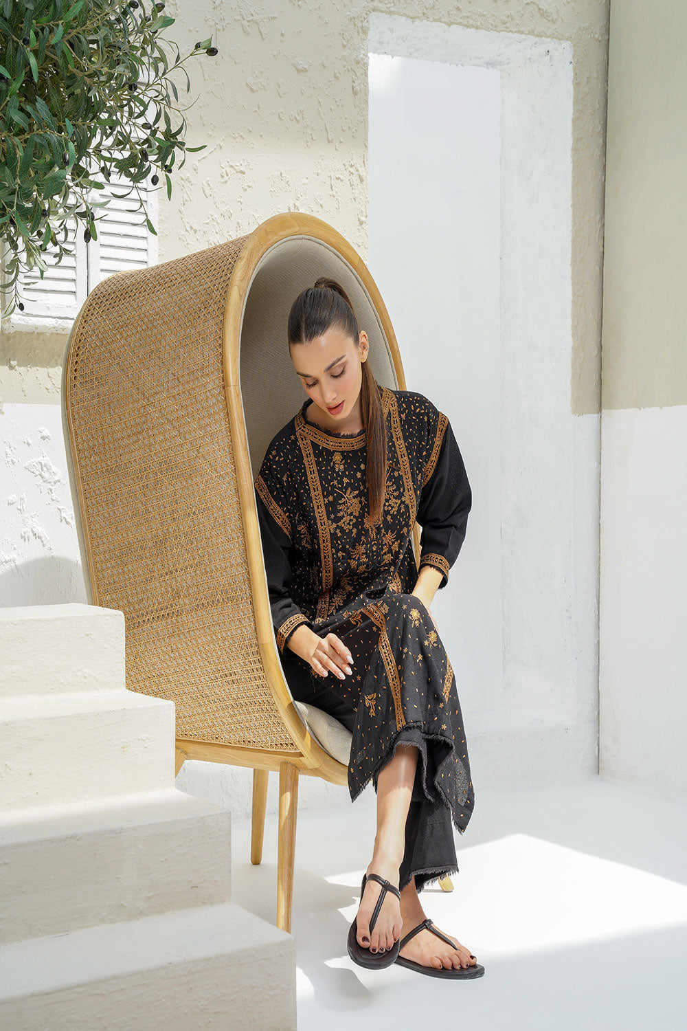 Design 11 - Winter Pret 25 Shirt & Trouser