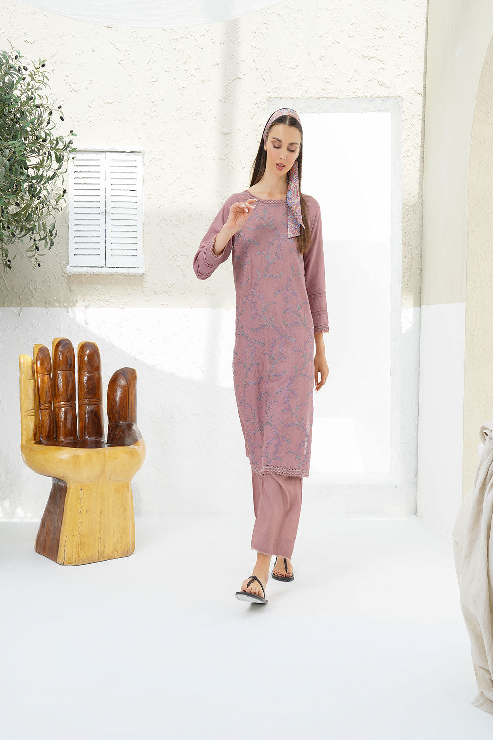 Design 2 - Winter Pret 25 Shirt & Trouser