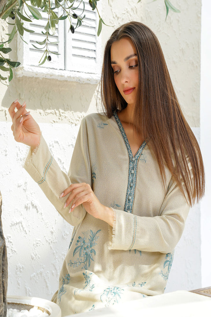 Design 5 - Winter Pret 25 Shirt & Trouser