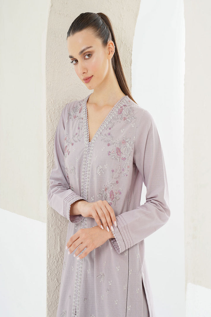 Design 8 - Winter Pret 25 Shirt & Trouser