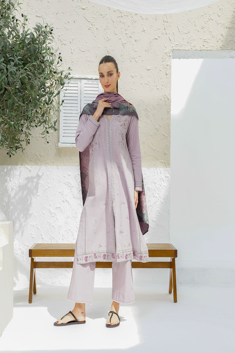 Design 8 - Winter Pret 25 Shirt & Trouser