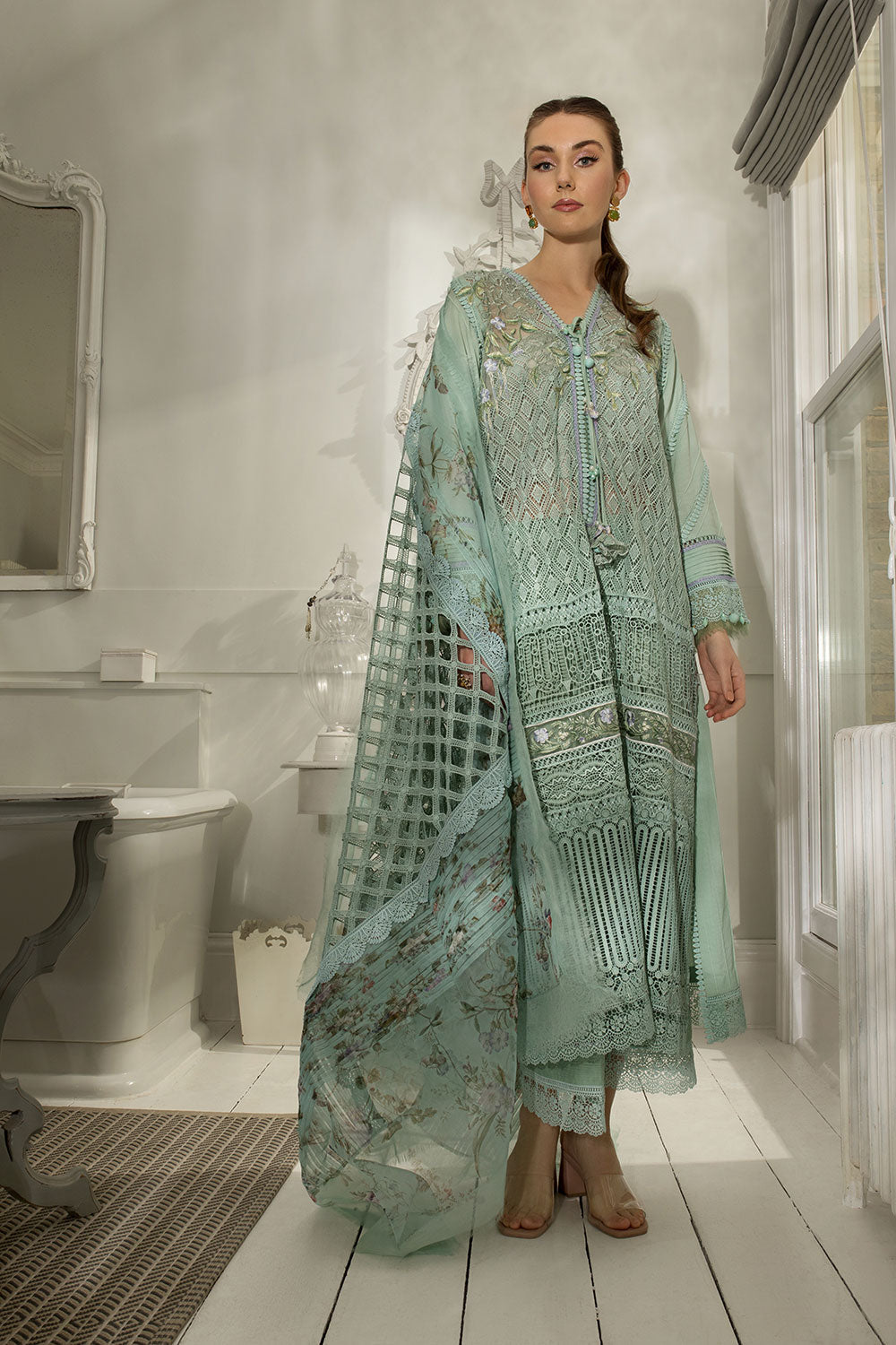 Design 6B Luxury Lawn 2024 Unstitched